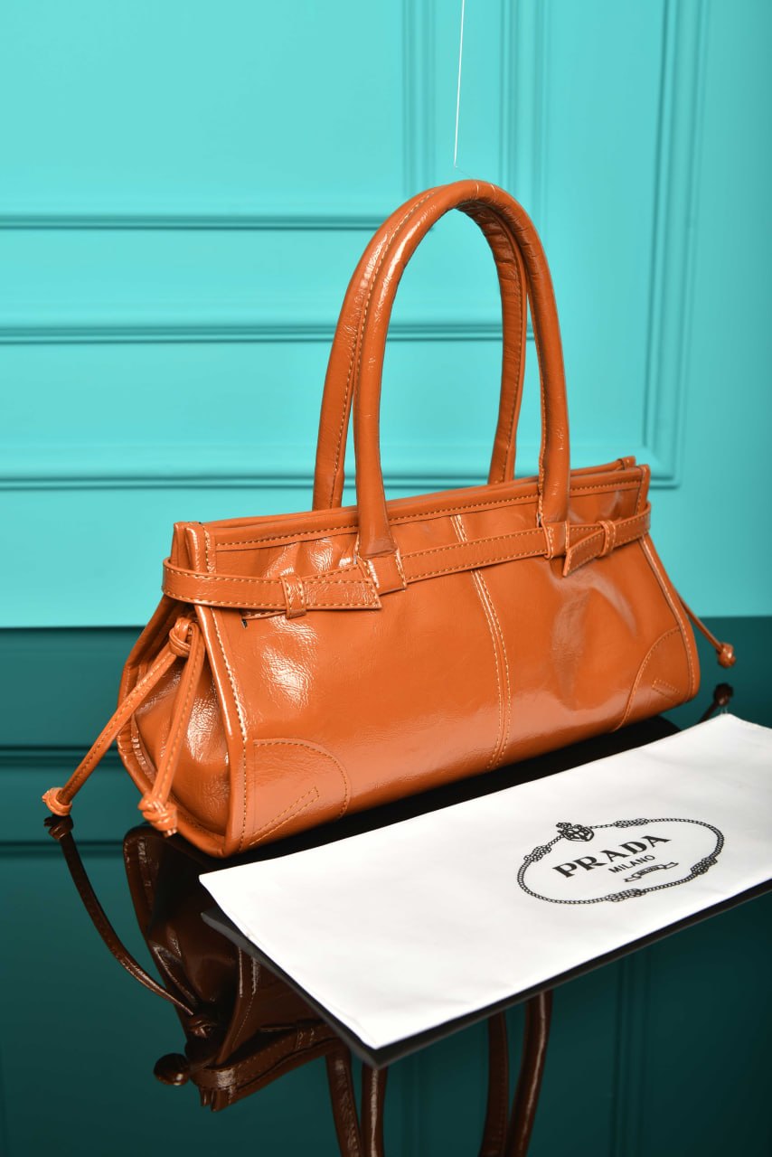 PR - Bonnie Medium Leather Bag