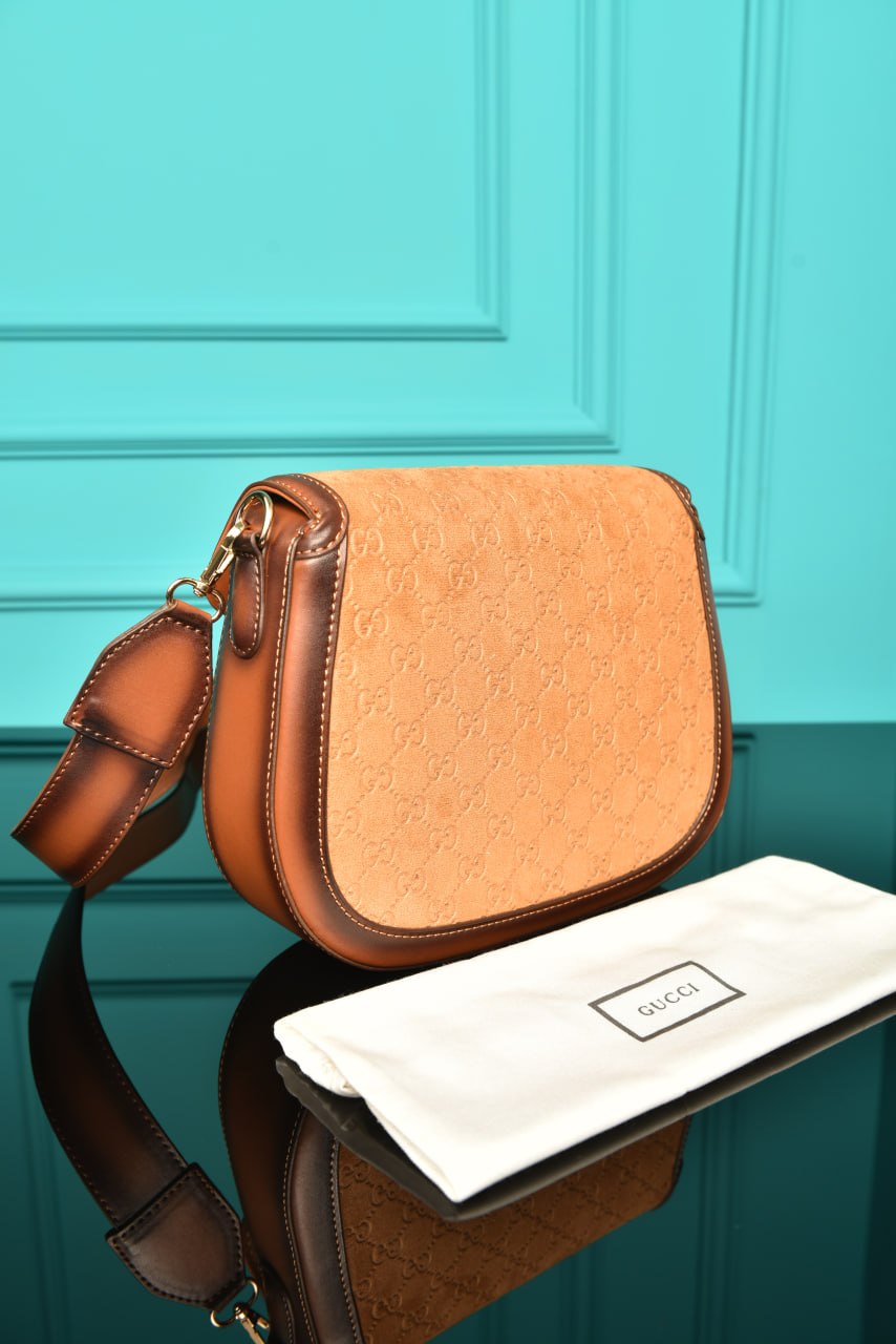 GCC - Horsebit Shoulder Bag in Leather