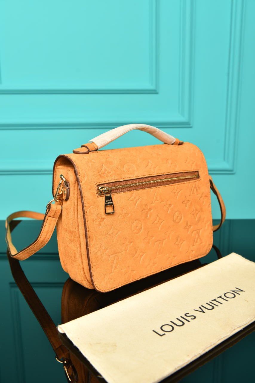 L - Pochette Metis Bag in Suede