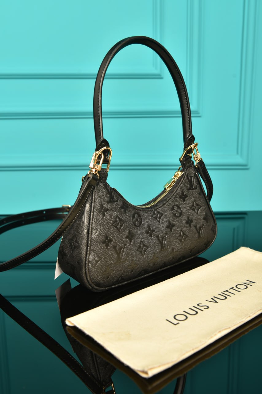 L - Catchy PM Bag (Black)