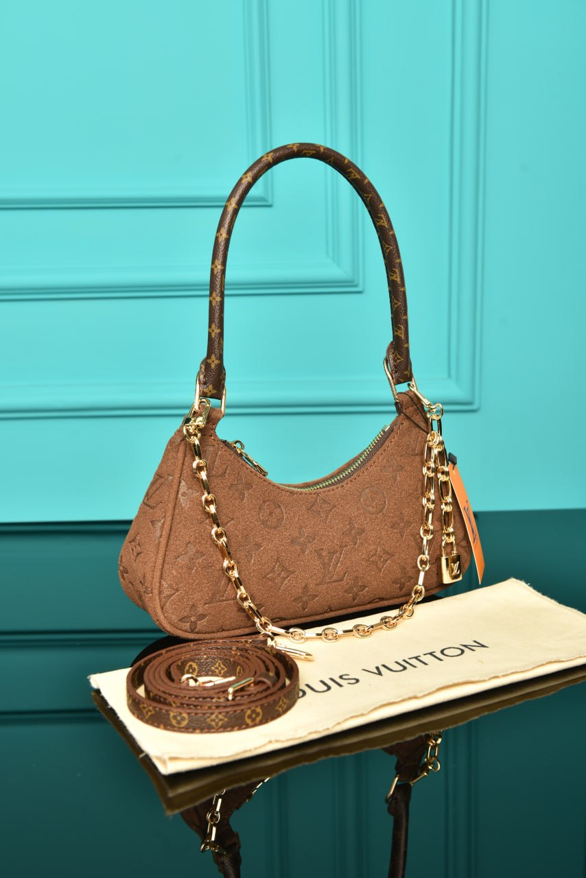 L - Catchy PM Bag in Suede