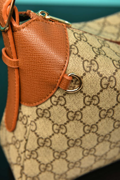 GCC - Emblem Small Shoulder Bag