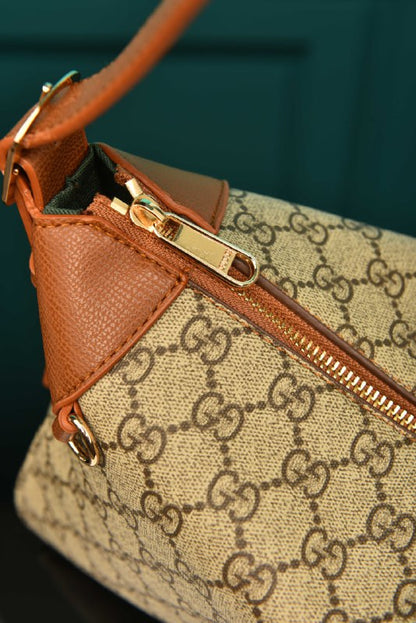 GCC - Emblem Small Shoulder Bag