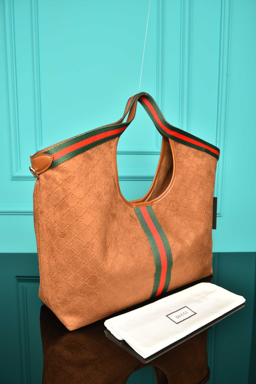 GCC - Giglio Large Tote Bag in Suede