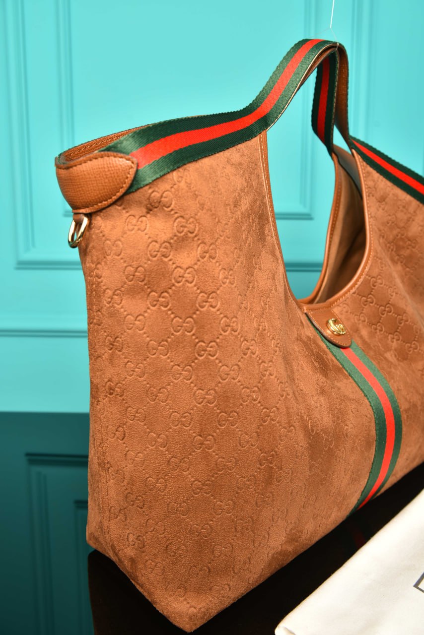 GCC - Giglio Large Tote Bag in Suede