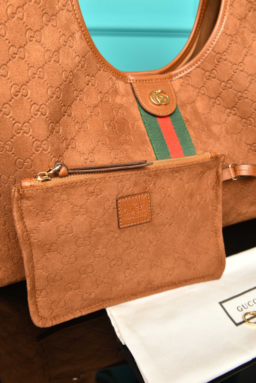 GCC - Giglio Large Tote Bag in Suede