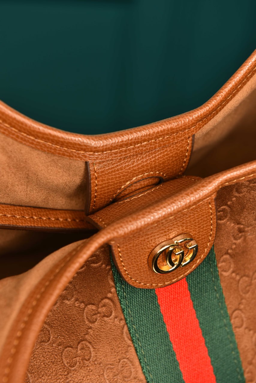 GCC - Giglio Large Tote Bag in Suede