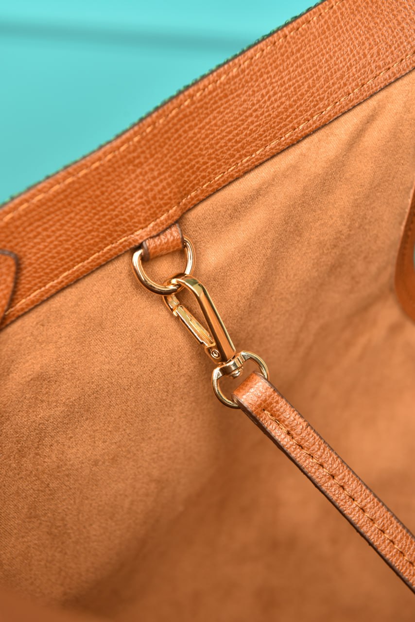 GCC - Giglio Large Tote Bag in Suede
