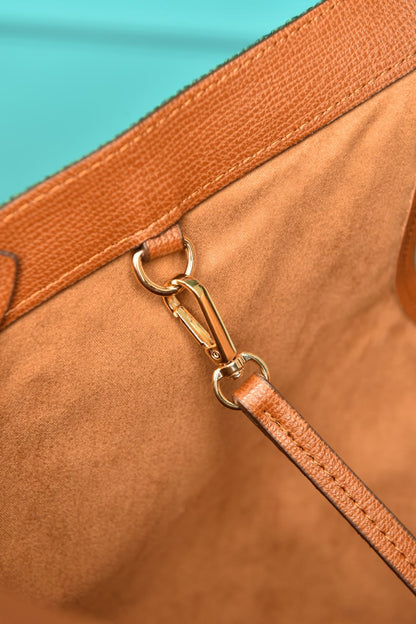 GCC - Giglio Large Tote Bag in Suede