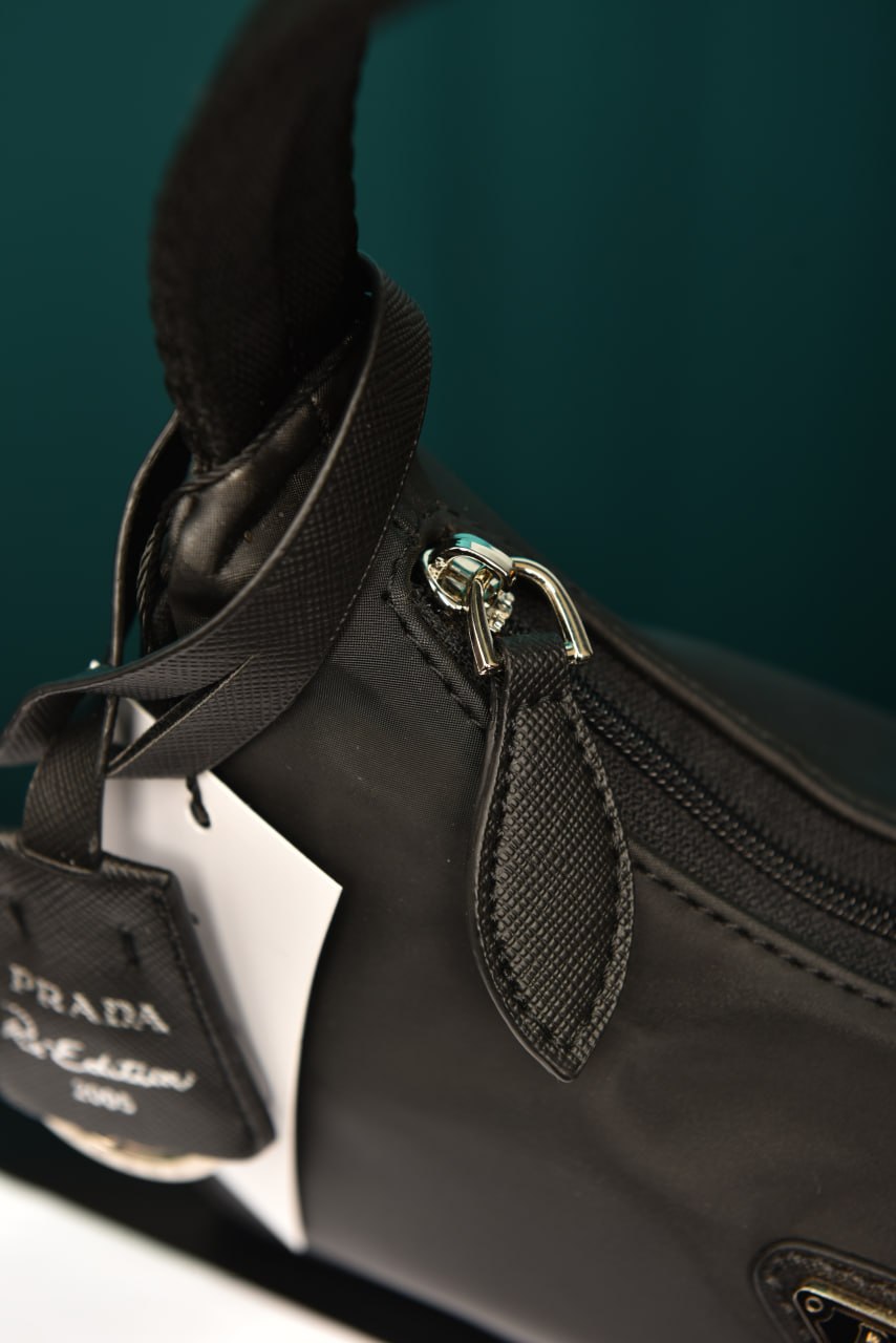 PR - Re-Edition 2000 Nylon Mini Bag