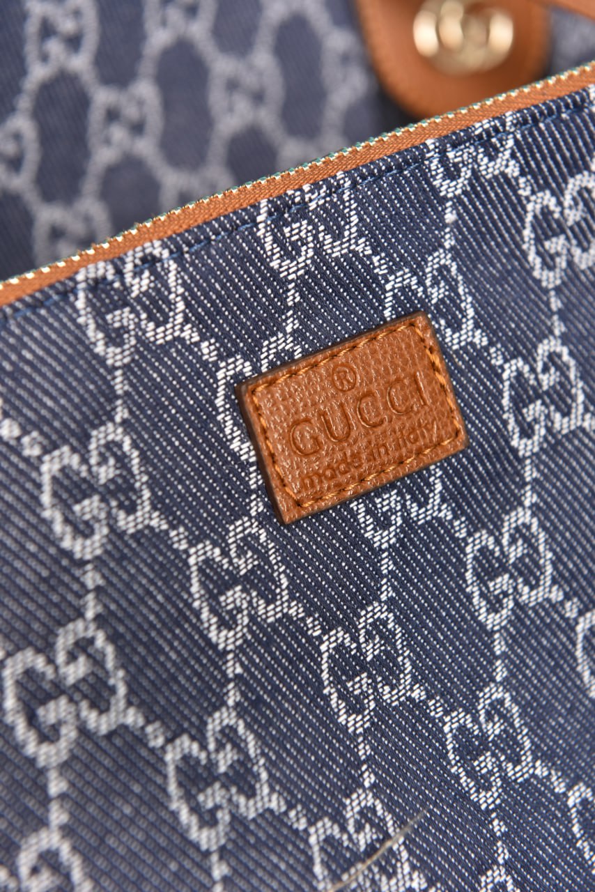 GCC - Giglio Large Tote Bag