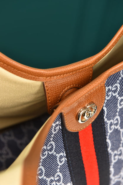 GCC - Giglio Large Tote Bag