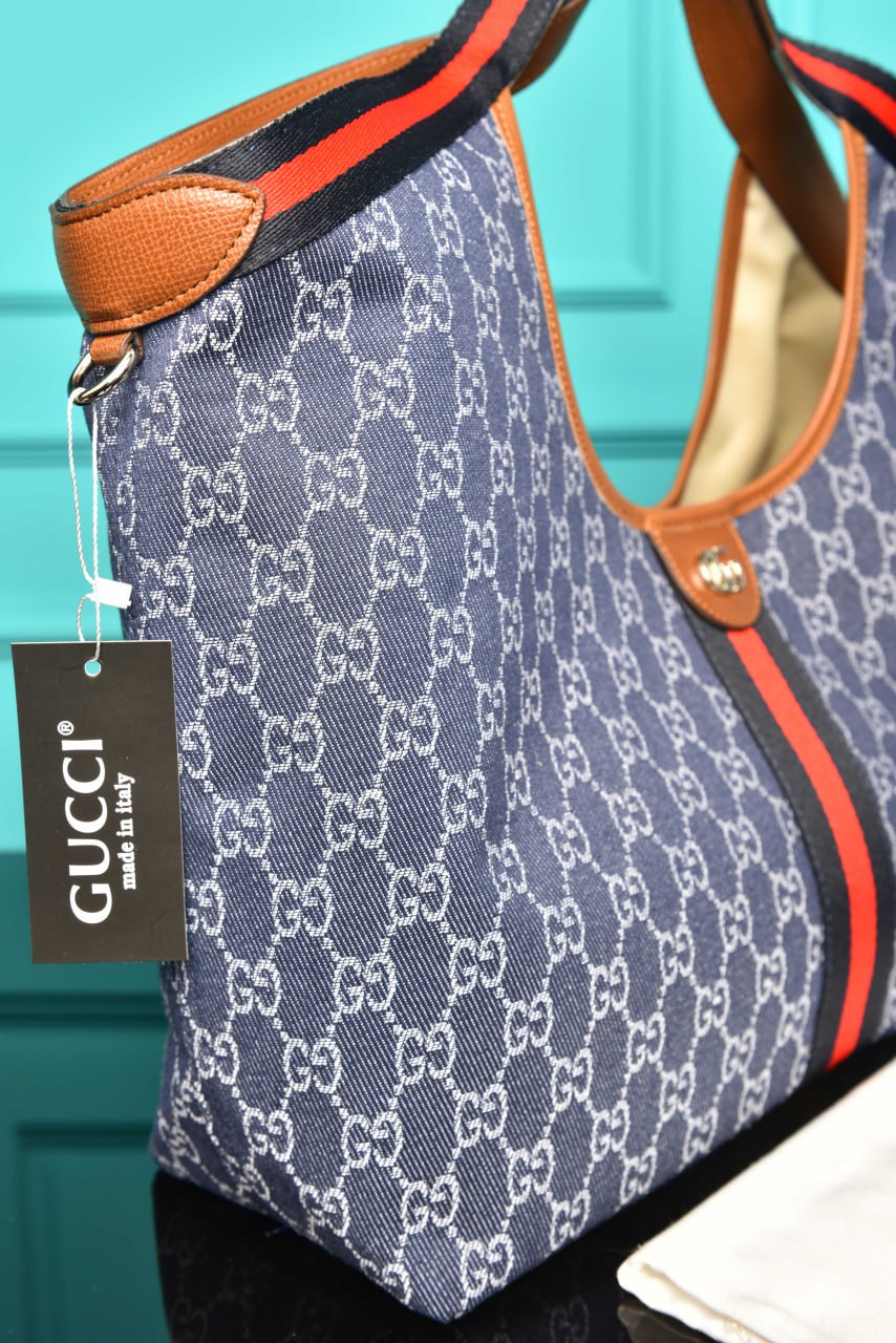 GCC - Giglio Large Tote Bag