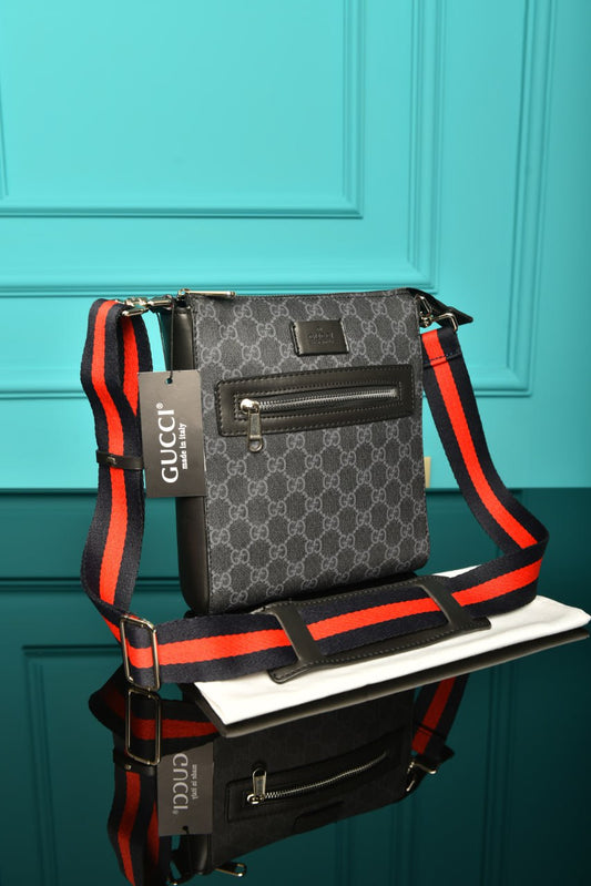 GCC - Small Messenger Bag