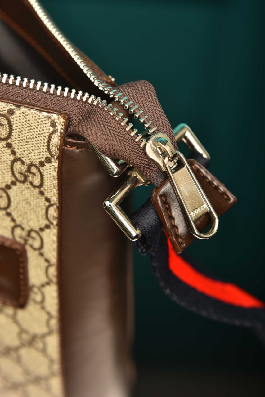 GCC - Small Messenger Bag
