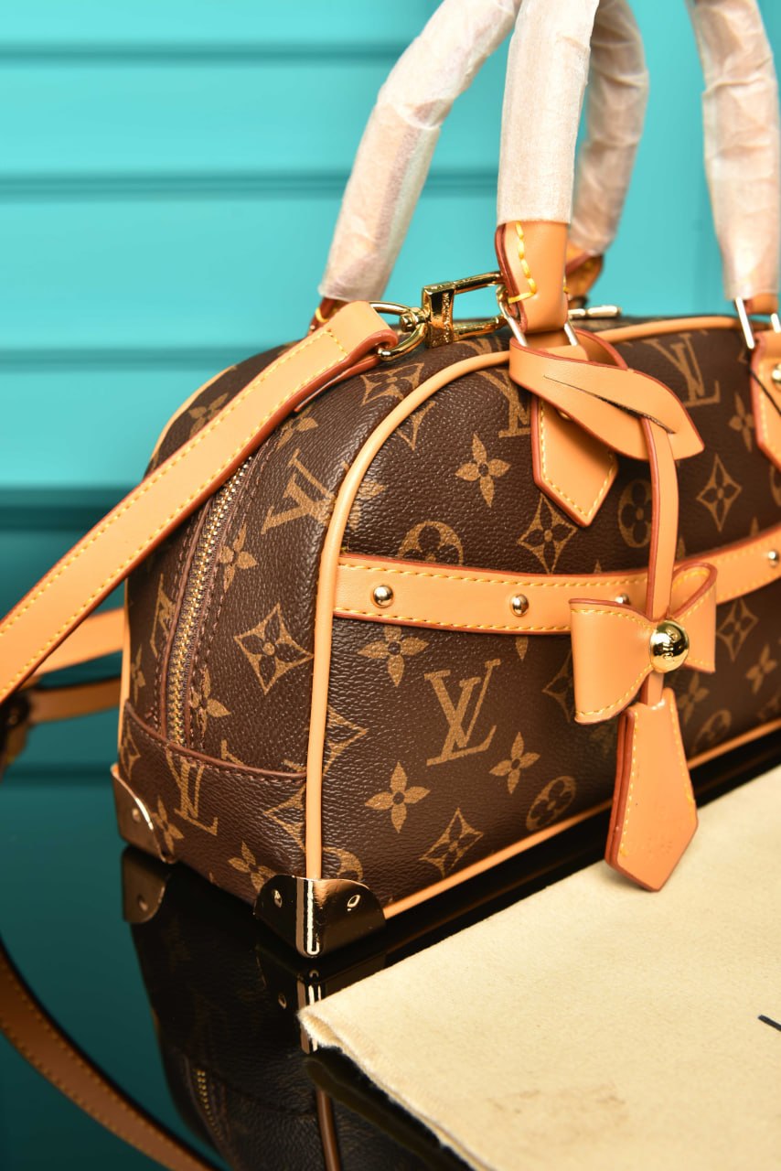 L - Handbag East-West