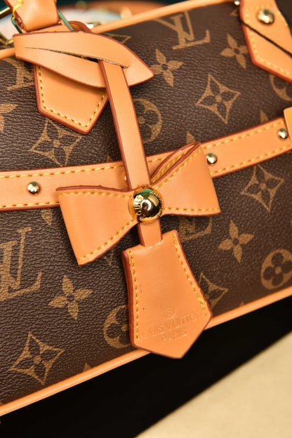 L - Handbag East-West