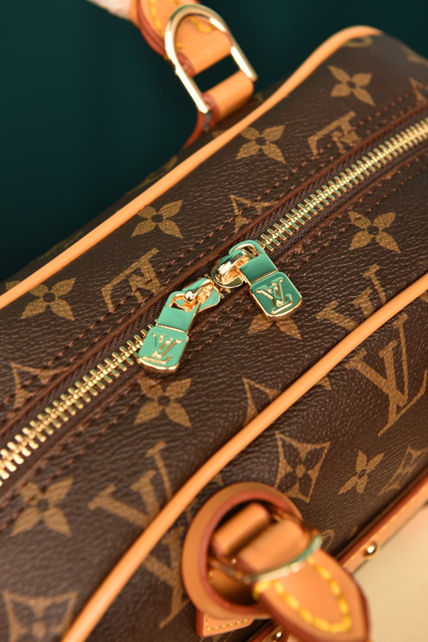L - Handbag East-West
