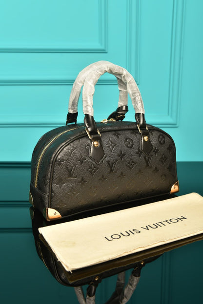 L - Handbag East-West