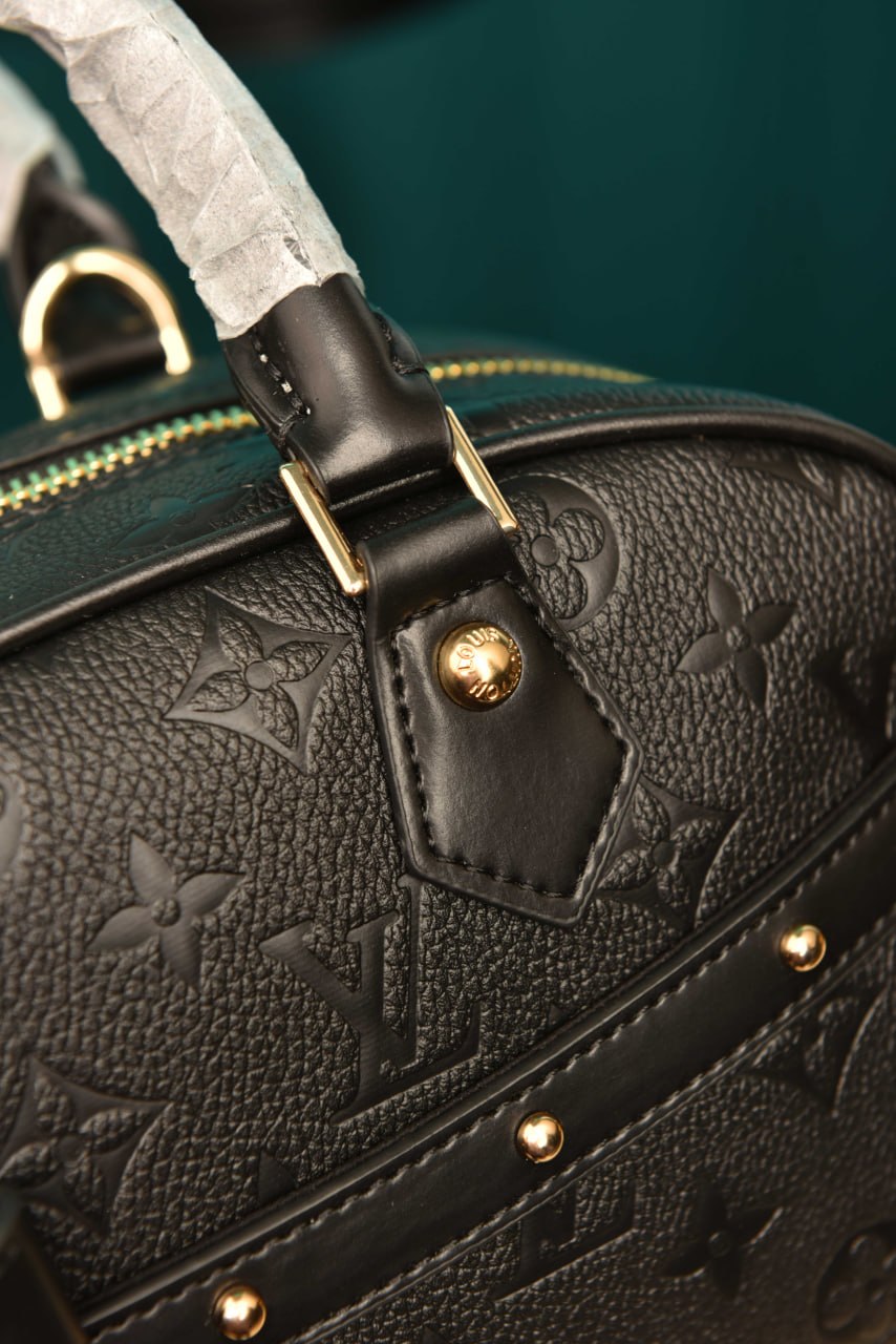 L - Handbag East-West