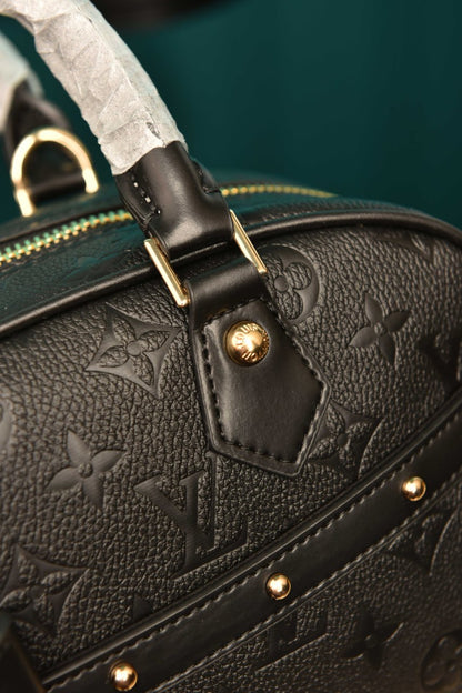 L - Handbag East-West
