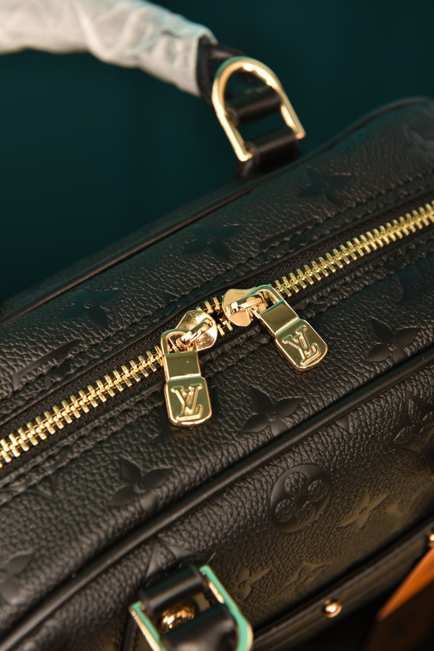 L - Handbag East-West