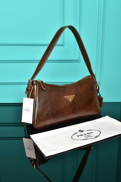 PR - Aimee Medium Leather Shoulder Bag