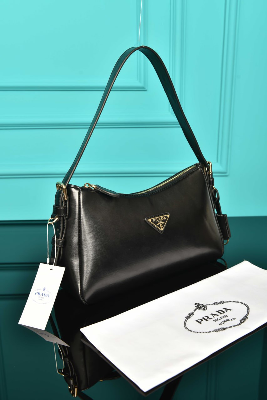 PR - Aimee Medium Leather Shoulder Bag