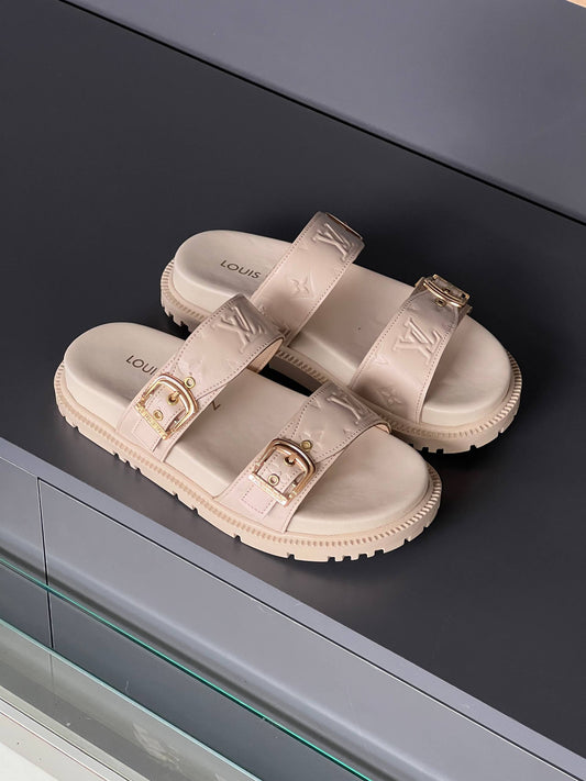 L - Sandals
