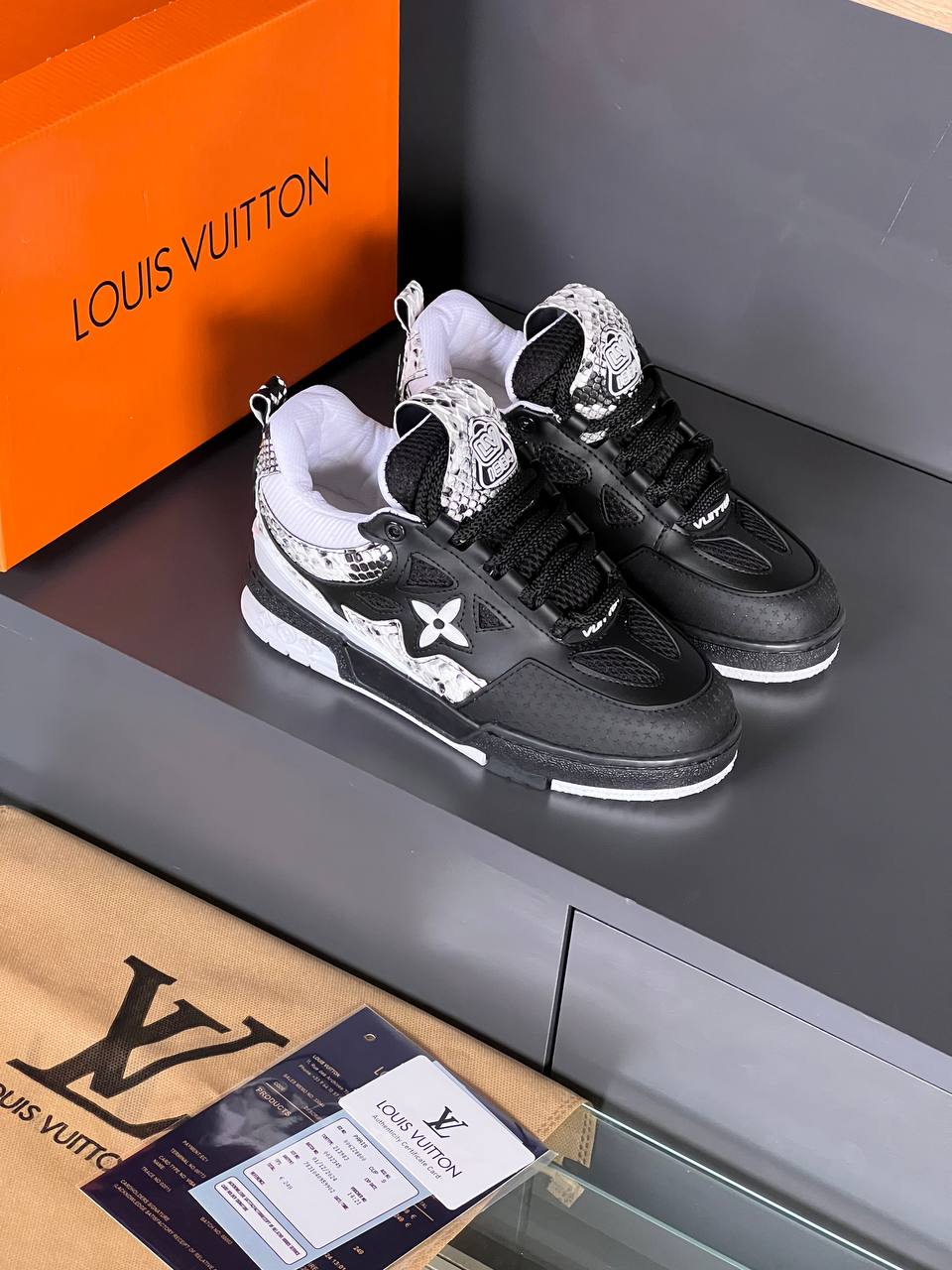 L - Shoes