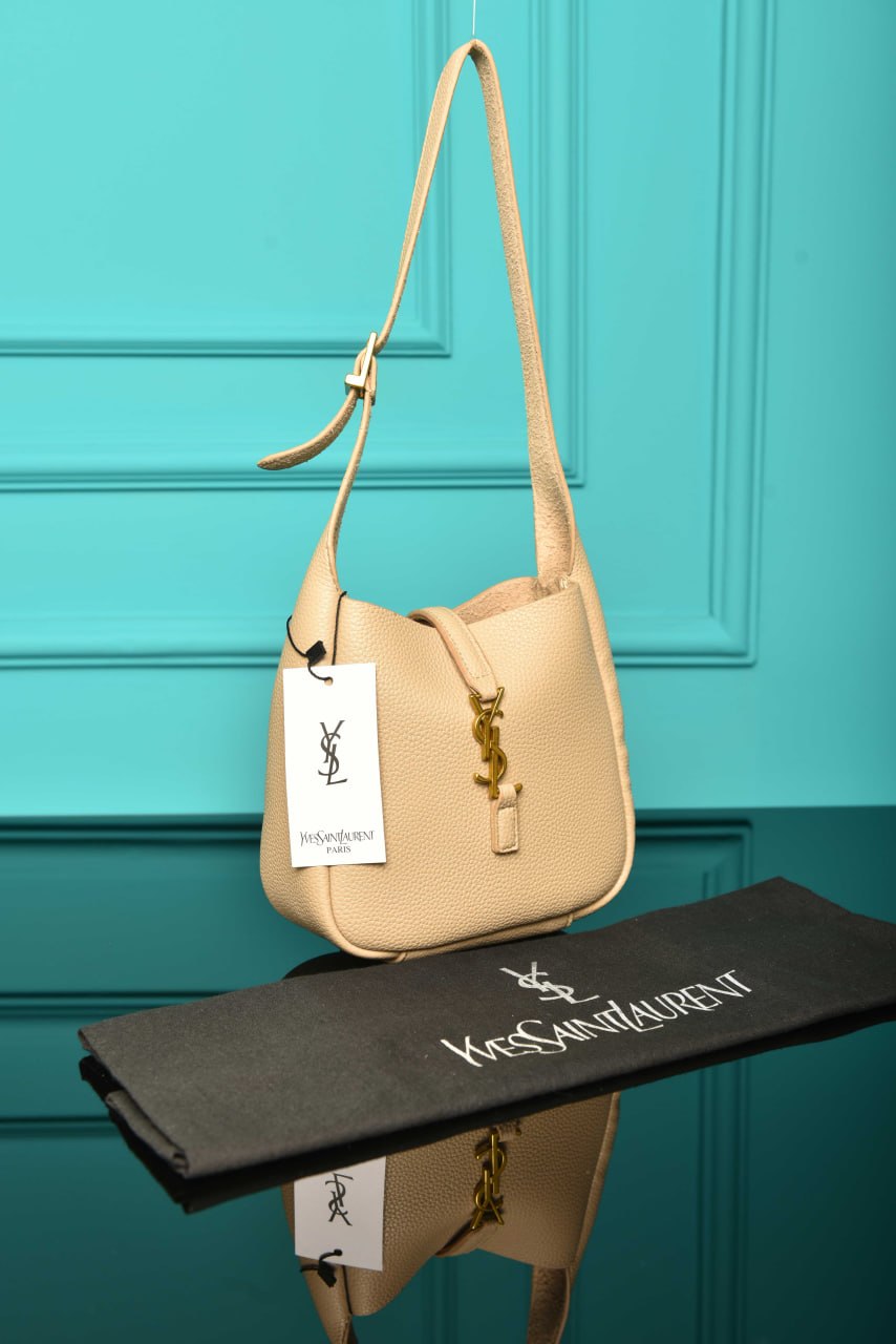 YS - Le 5 A 7 Micro Made of Grained Leather