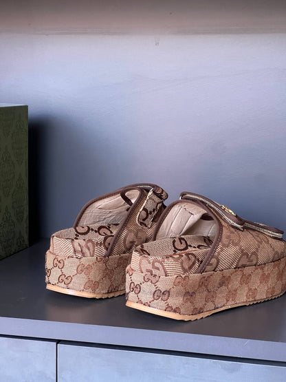 GCC - Sandals