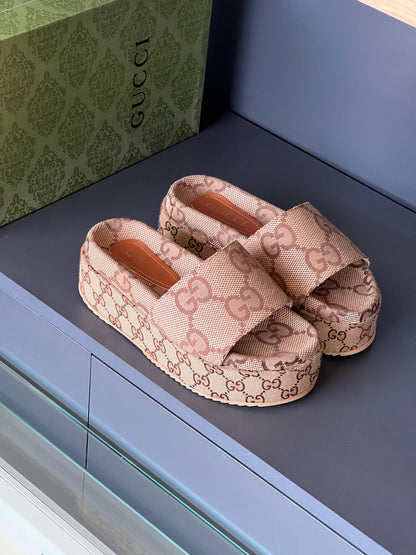 GCC - Sandals