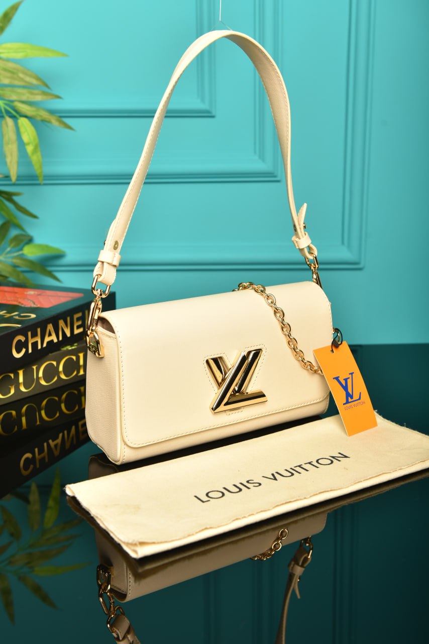 L - Twist West Bag