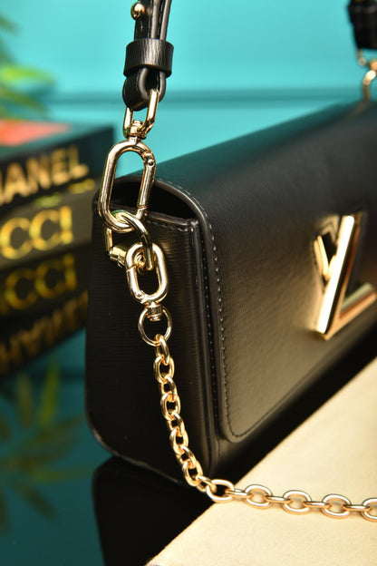 L - Twist West Bag