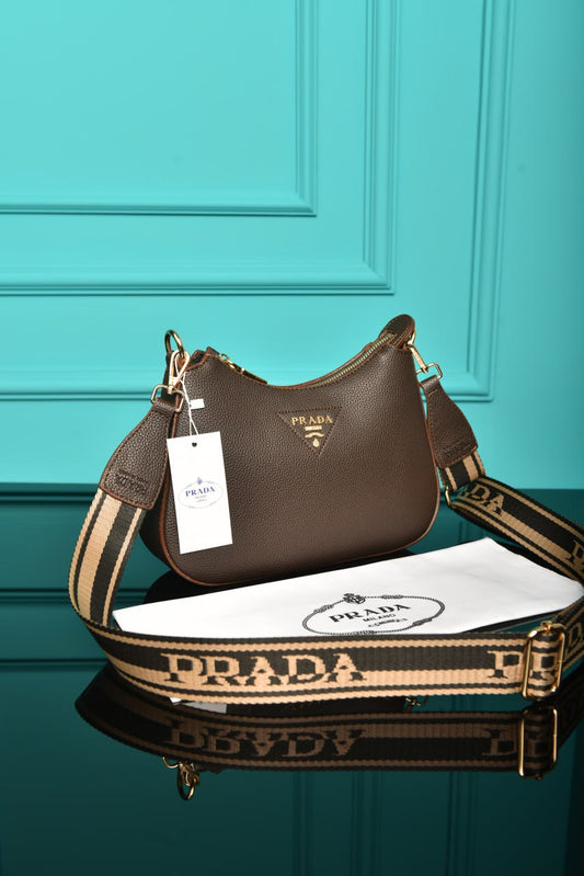 PR - Small Leather Shoulder Bag