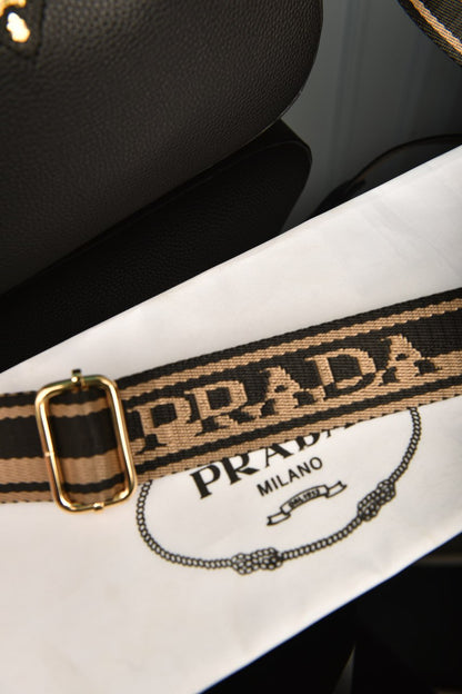 PR - Small Leather Shoulder Bag