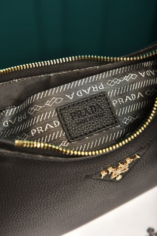 PR - Small Leather Shoulder Bag