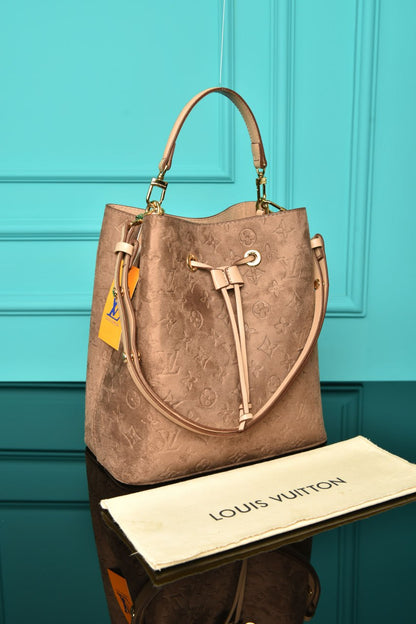 L - NeoNoe MM Suede