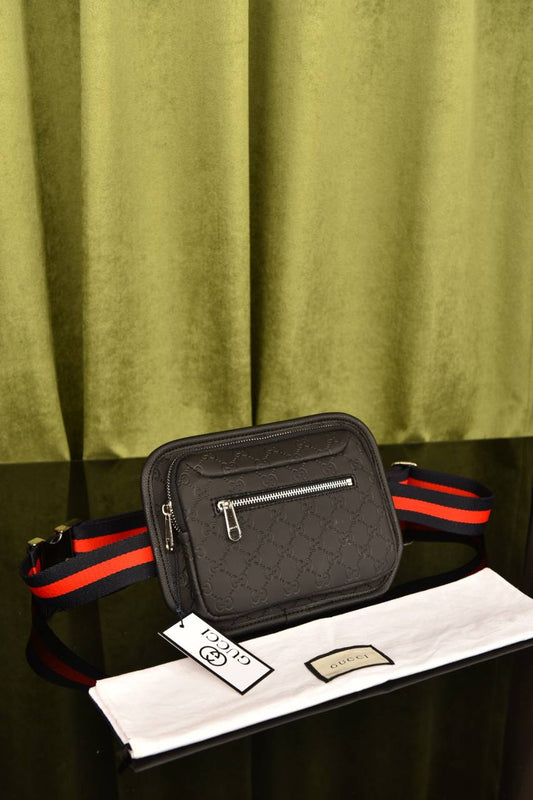 GCC - Baguette Bag (Black)