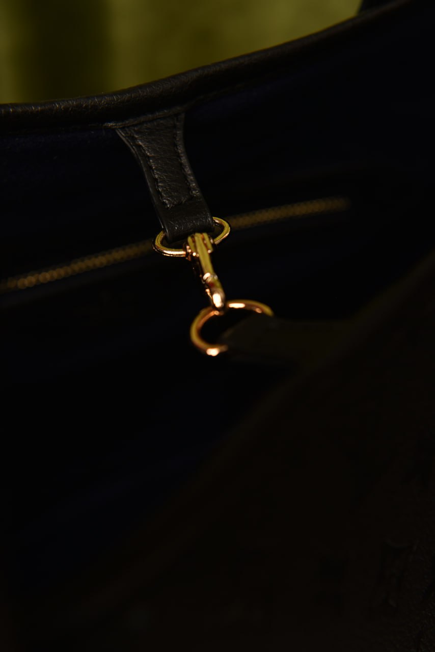 L - Neverfull Black Bag