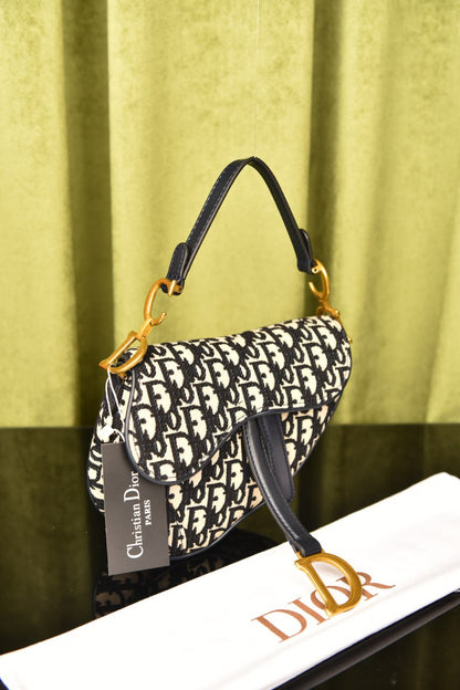 C-D - Saddle Bag