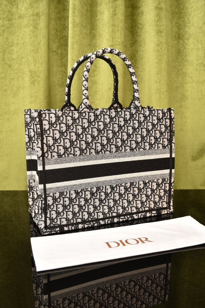 C-D - Book Tote