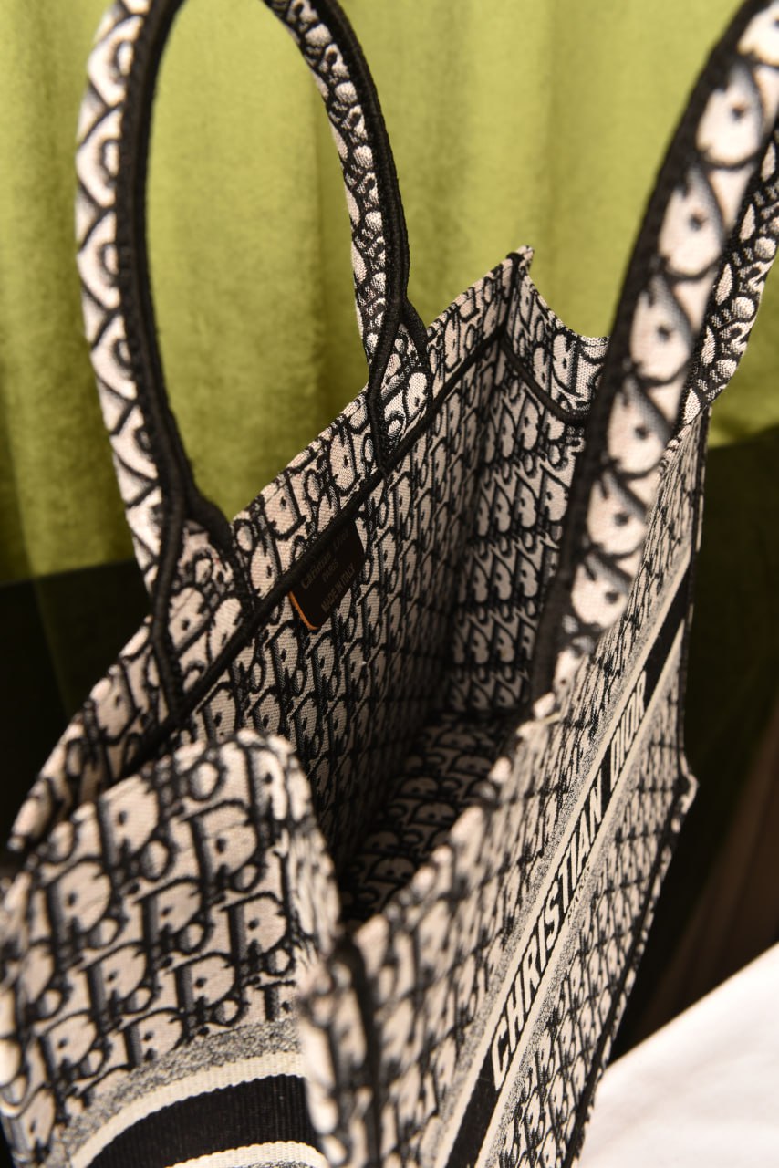 C-D - Book Tote
