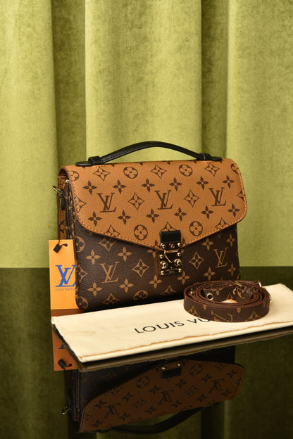 L - Metis Pochette