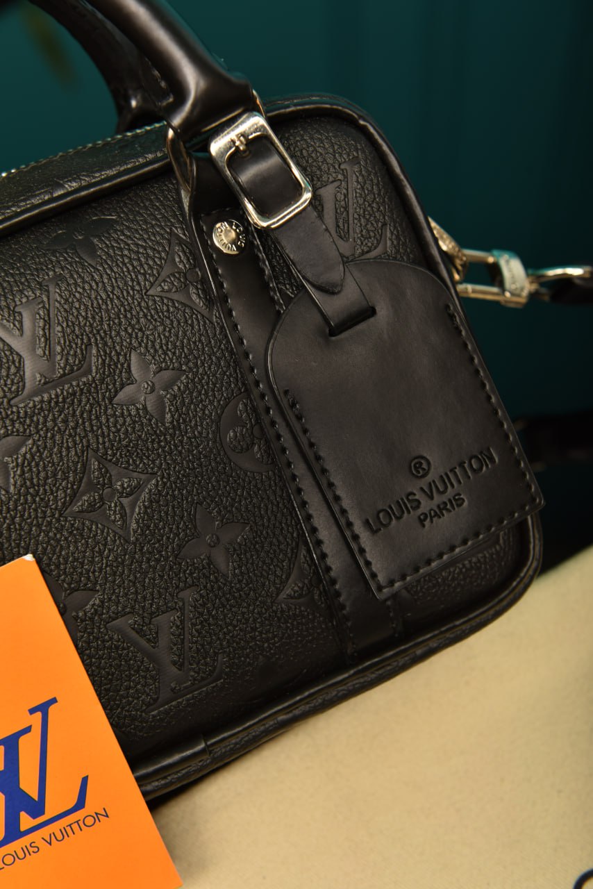 L - Nano Porte Documents Voyage