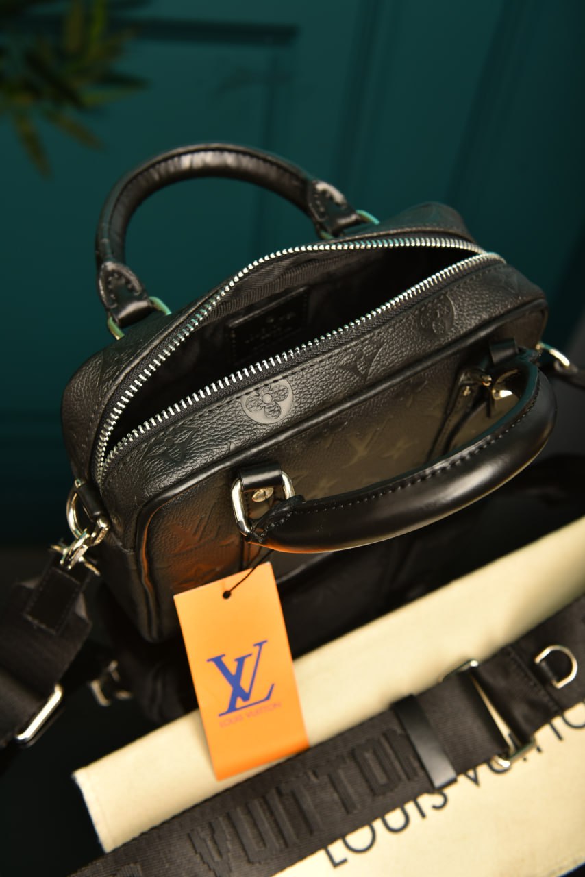 L - Nano Porte Documents Voyage