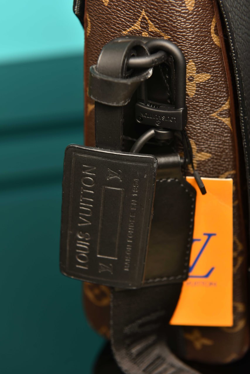 L - Takeoff messenger