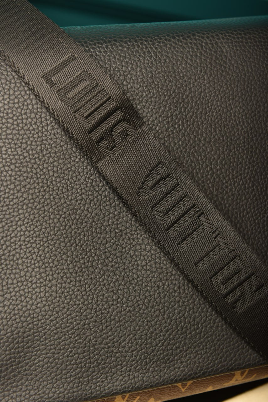 L - Takeoff messenger