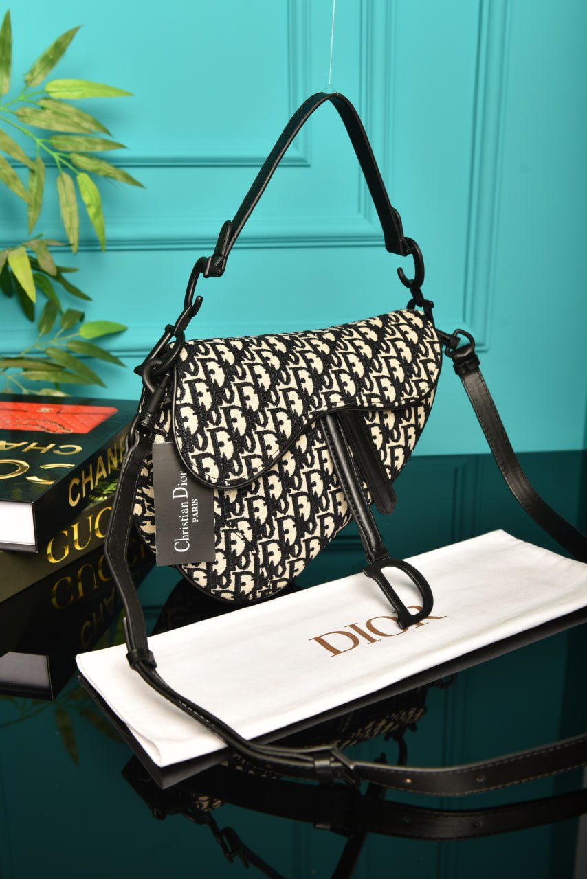 C-D - Saddle Bag